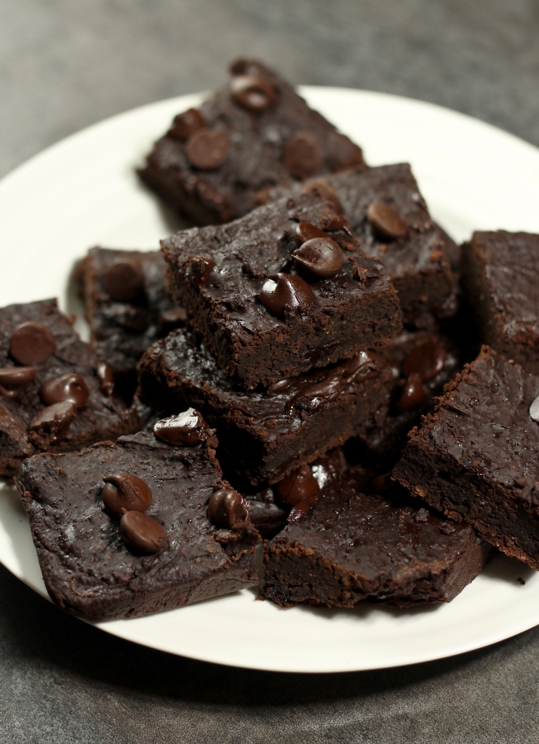 Fudgy Vegan Low-Fat Brownies (Gluten