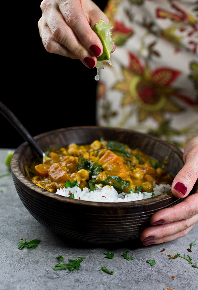 Sweet Potato, Chickpea and Spinach Coconut Curry - The Vegan 8