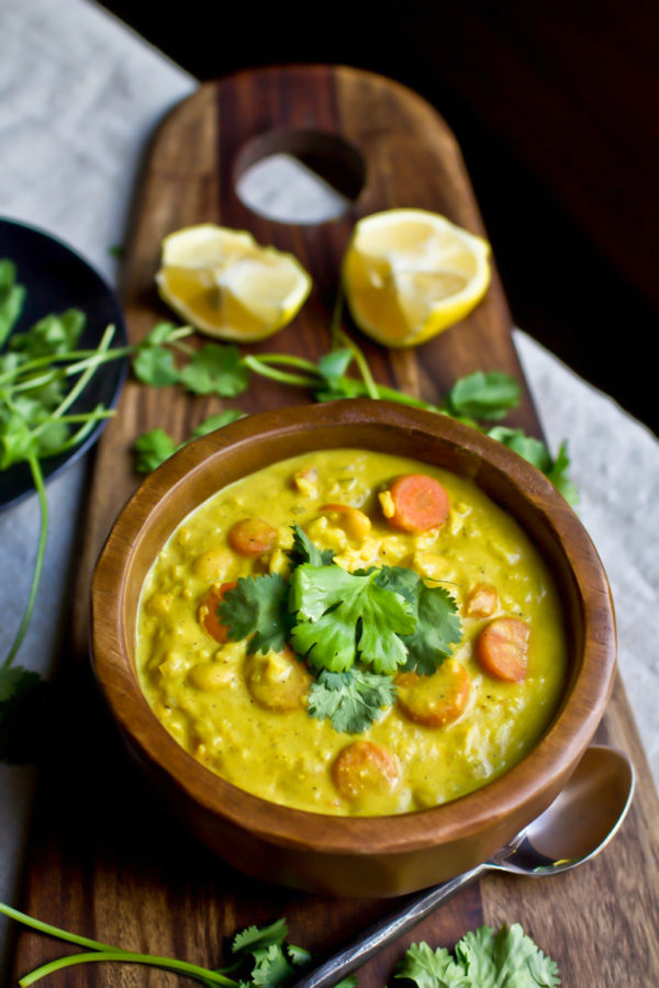Easy Vegan Creamy Curry Rice Soup