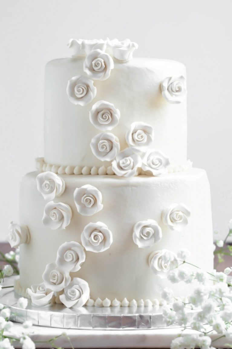 Vegan Vanilla Wedding Cake (Full tutorial!)