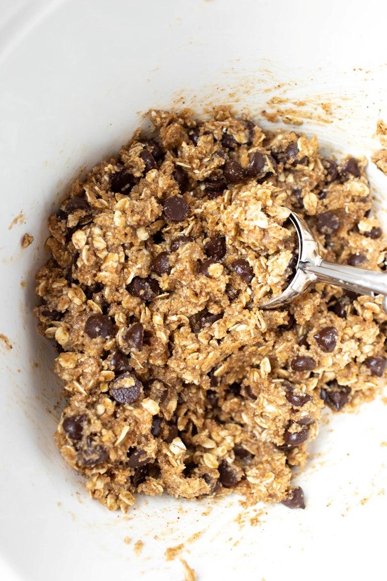 vegan gluten-free oatmeal chocolate chip cookie batter